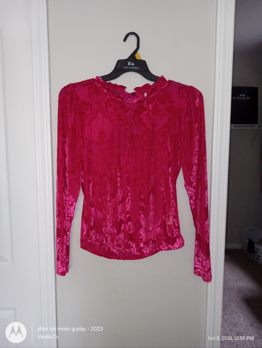 Anthropologie Sheer Velvet Burnout Top Long Sleeve Red Large - Picture 8 of 12